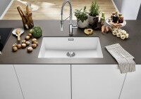 BLANCO SUBLINE 700 - U Tezgahaltı Silgranit Siyah Eviye - Blanco (1)